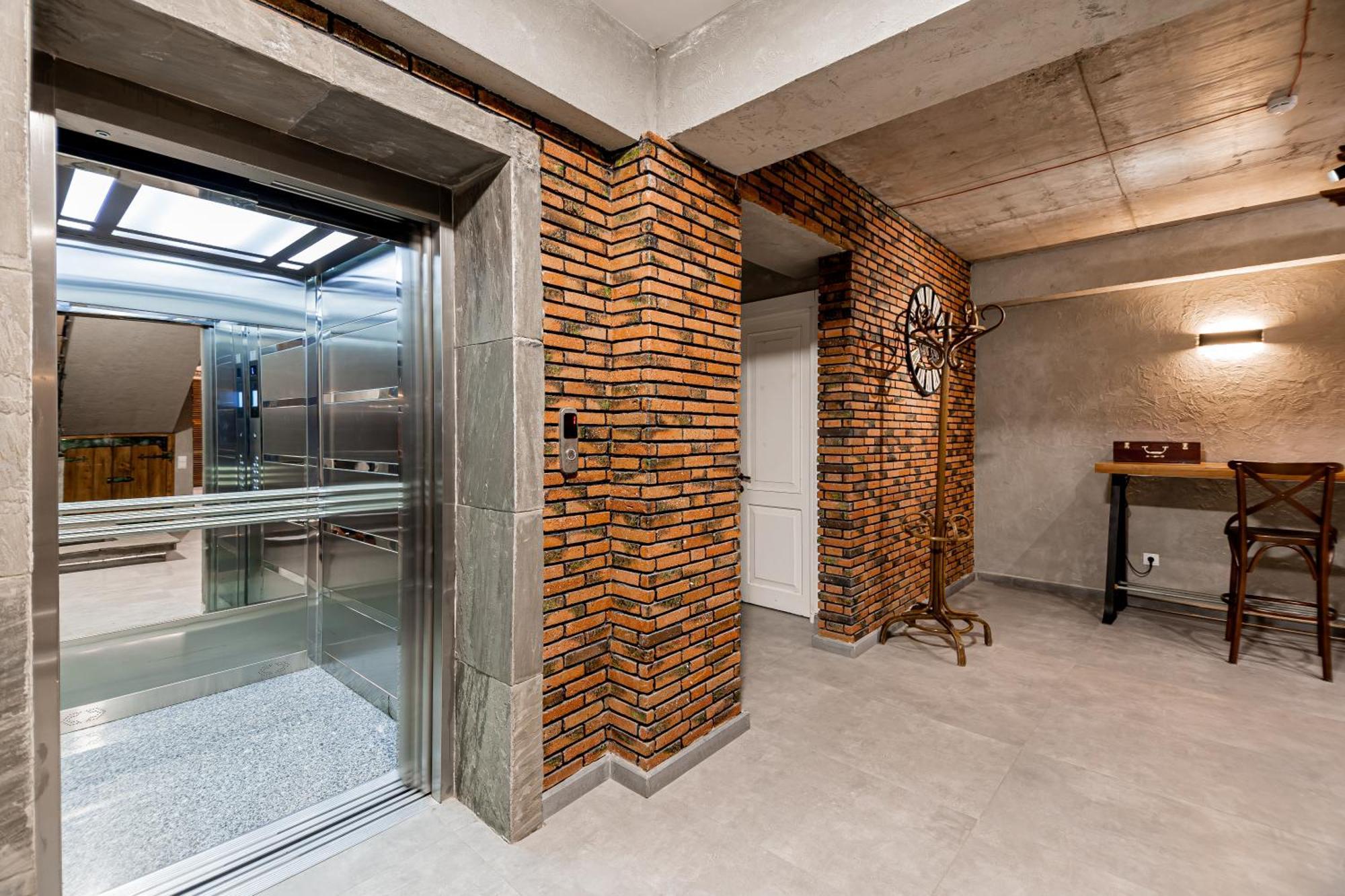 Ivy Hotel Tbiliszi Kültér fotó