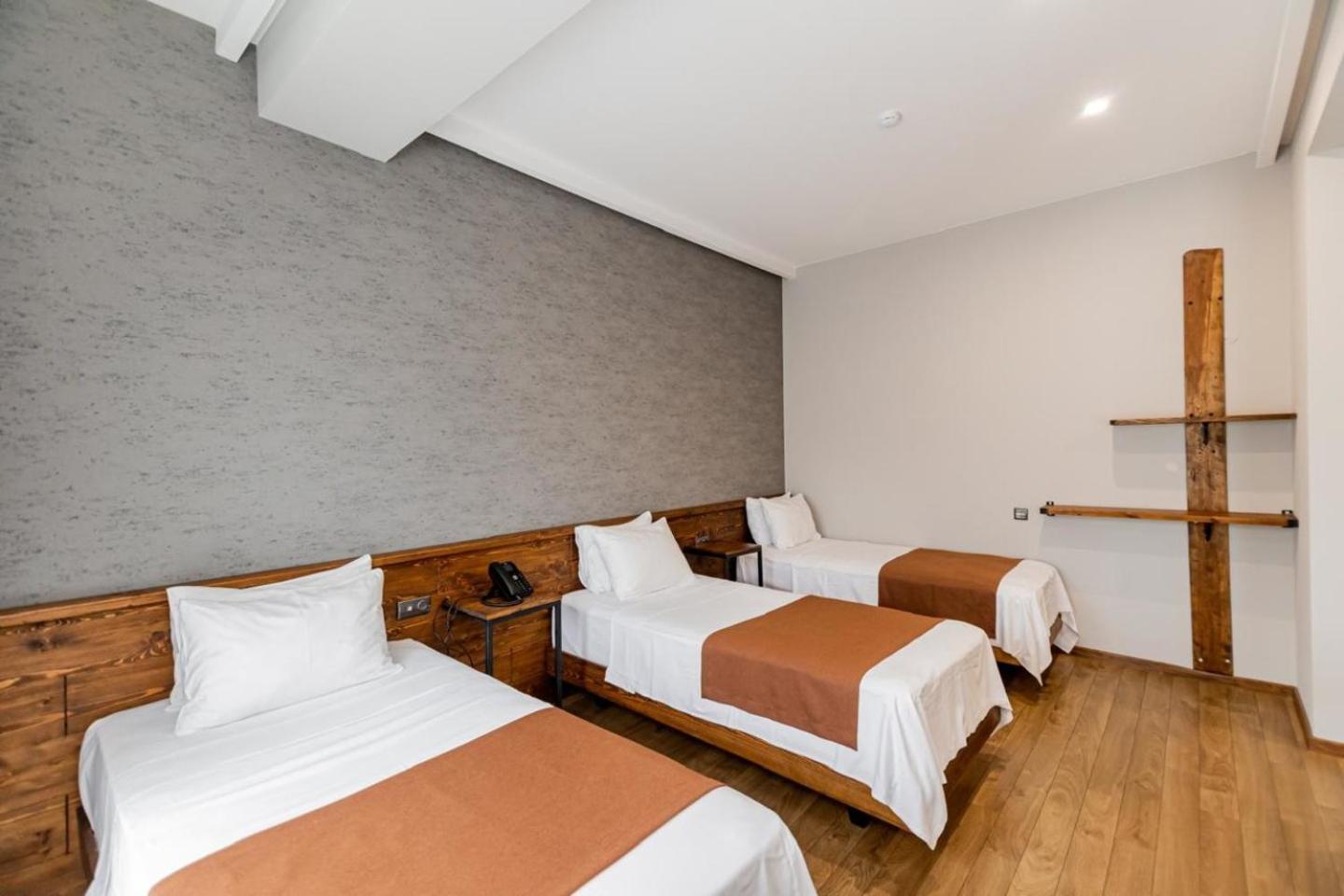Ivy Hotel Tbiliszi Kültér fotó